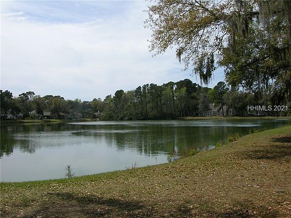 2nd image of 16 Mead Ln