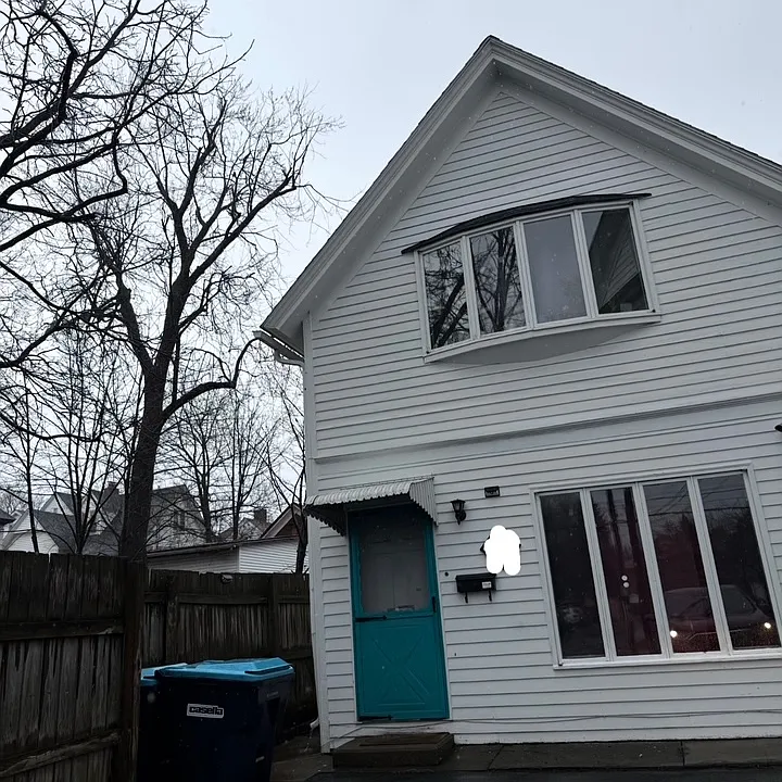 24 Grove St #2
