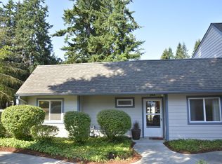 22 Wencker Way APT A, Bremerton, WA 98312
