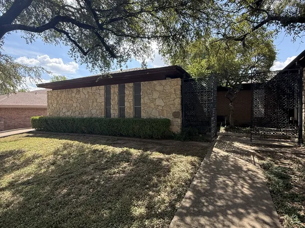 4613 Ranch View Rd #1, Fort Worth, TX 76109