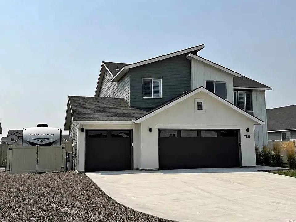 7521 E Waxwing Dr