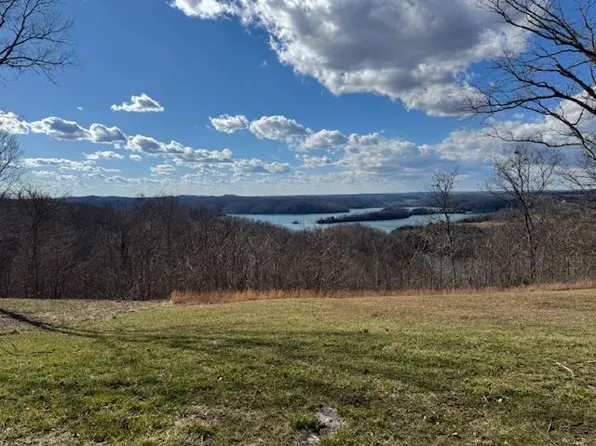 78C E Swan Ridge Rd, Hilham, TN 38568