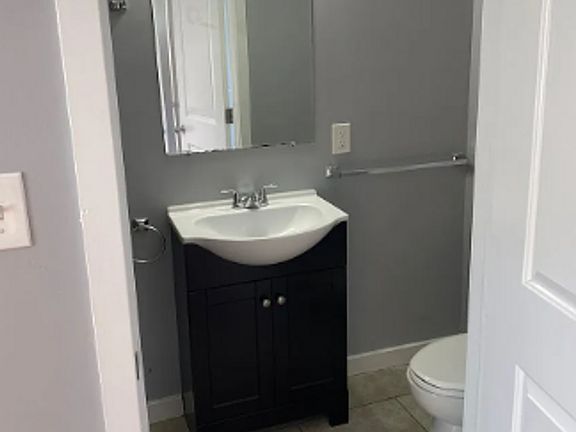 5th image of 1800 W Montgomery Ave #1F