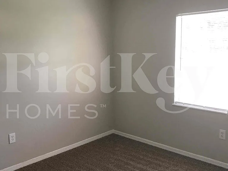4804 Oriole Dr — Photo 14