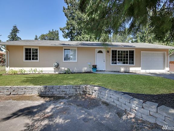 Perfect lot to have a nice garden or relax with minimal maintenance