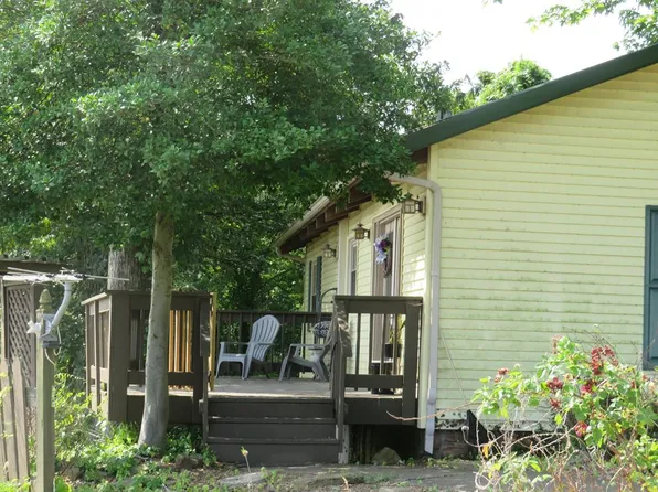 2225 Indian Lake Dr, Hawesville, KY 42348