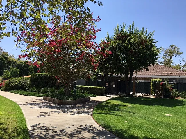 2 bed, 1224 sqft, $3,730 — Photo 4