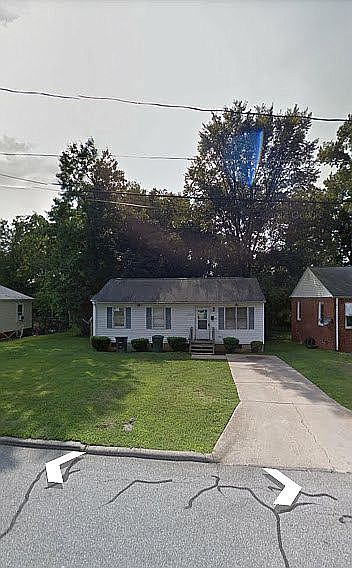 1st image of 203 Shaw St