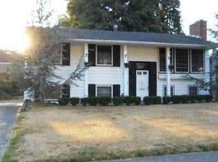 1524 S Woodlawn St, Tacoma, WA 98465