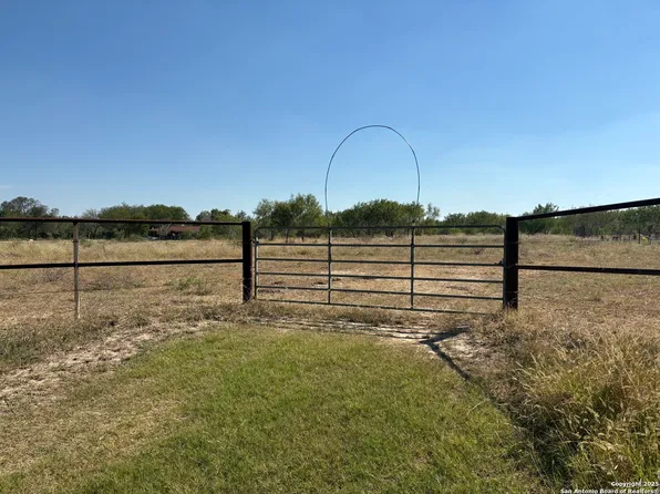 TBD County Road 741 LOT 6, Yancey, TX 78886