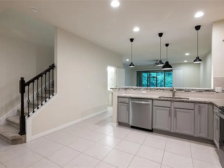 1280 Pavia Dr — Photo 5