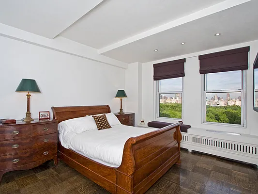Sold by Sotheby's International Realty | media 12