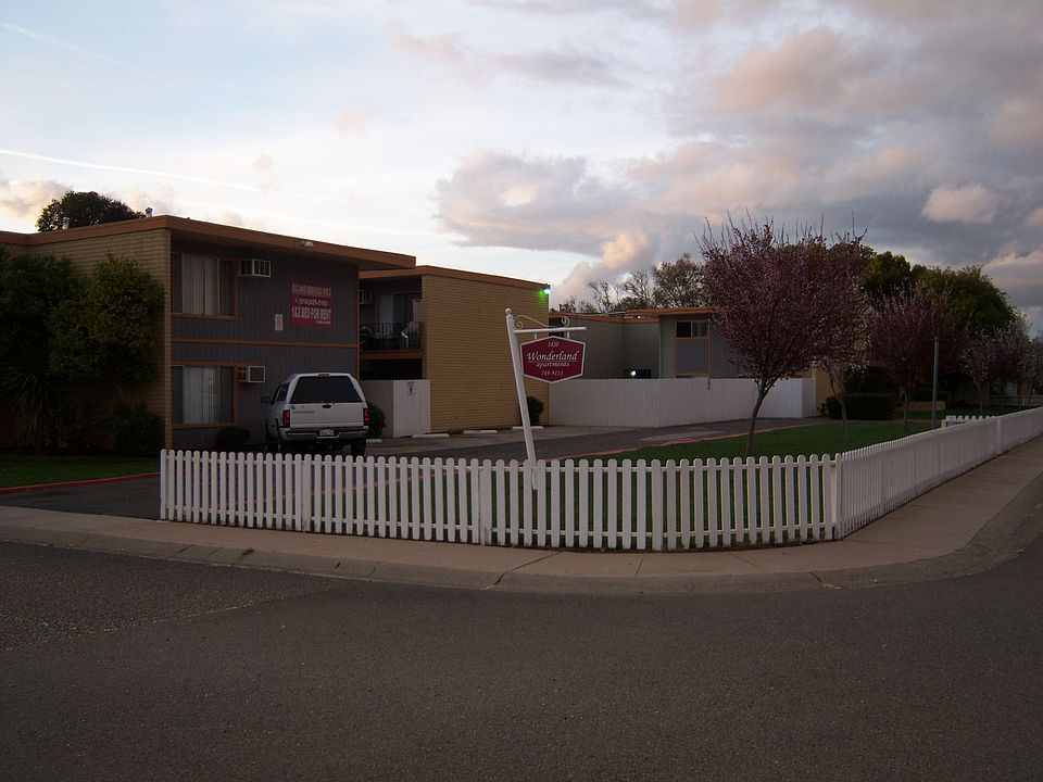 1st image of 1420 Ramirez St APT 4