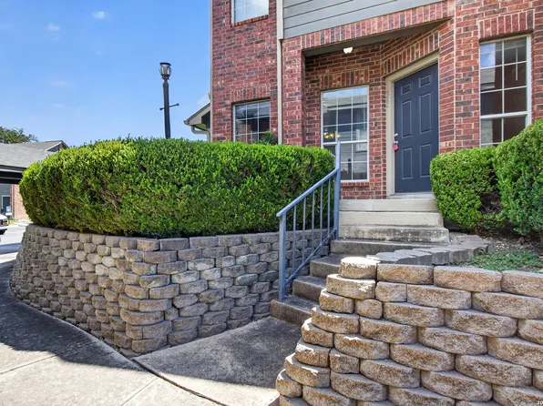 36 CHAPEL HILL CIR #36, San Antonio, TX 78240