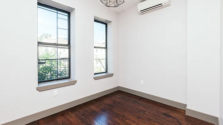 Rented by Isaac Silberstein, LREB | media 12