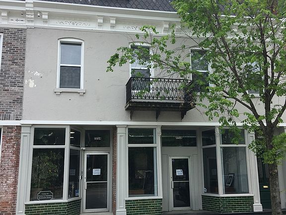 2nd image of 7718 S Broadway #A