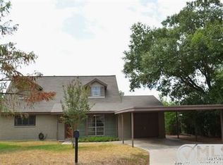 3838 Highcliff Dr, San Antonio, TX 78218