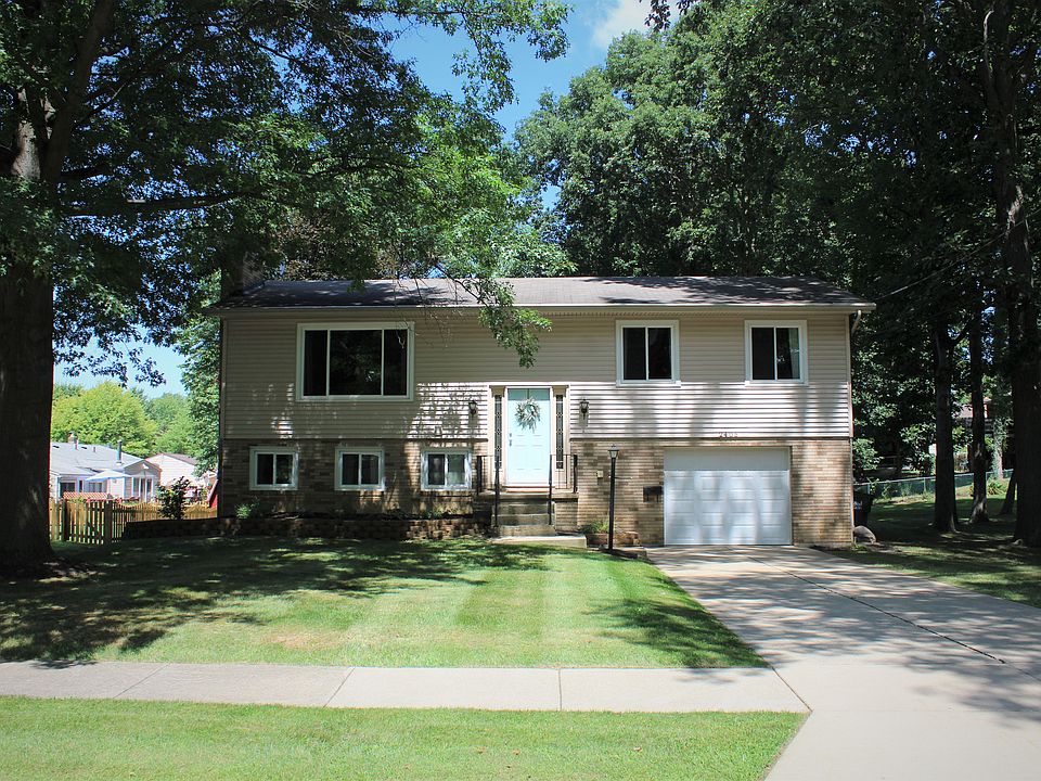 1st image of 2405 Norman Dr