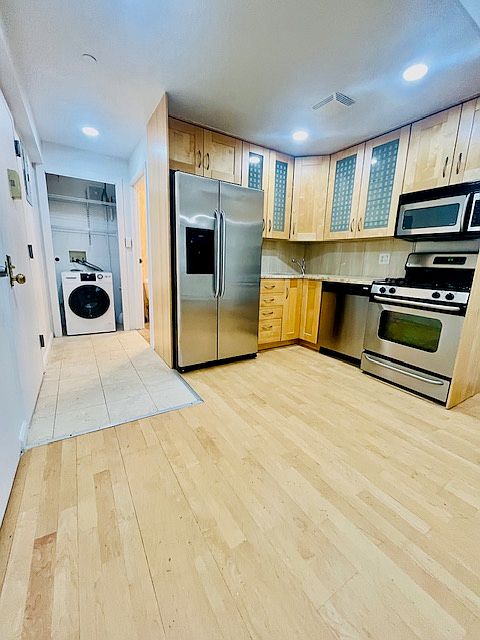 1st image of 428 W 49th St APT 2A