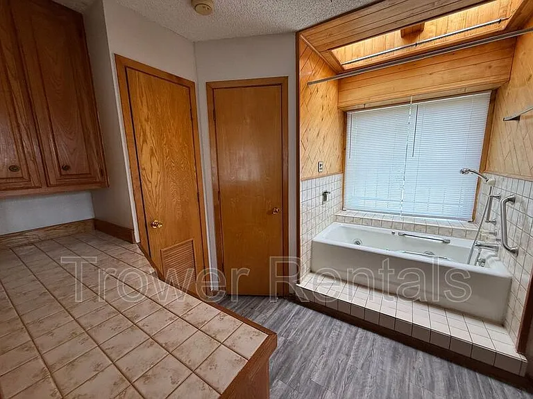 3728 Holley Ave — Photo 21