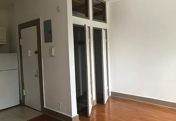 Rented by Esra Realty | media 2