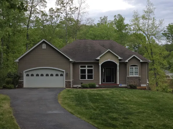 248 Woodbrook Rd, Moneta, VA 24121