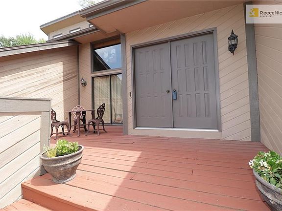 4th image of 1201 Telford Dr