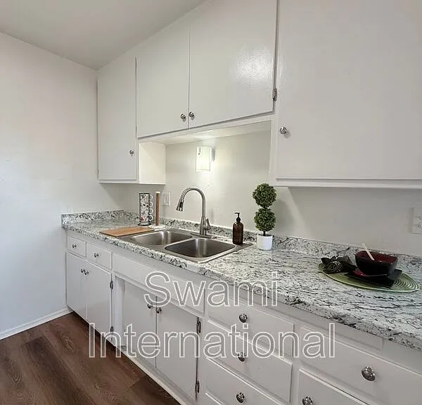 2300 W El Segundo Blvd #19 — Photo 6