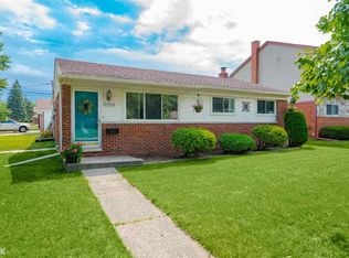 33564 Vista Way, Fraser, MI 48026