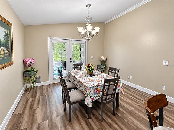 5th image of 527 DUNOON STREET