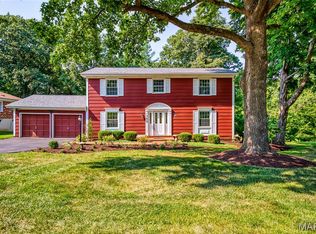 250 Brixham Dr, Chesterfield, MO 63017