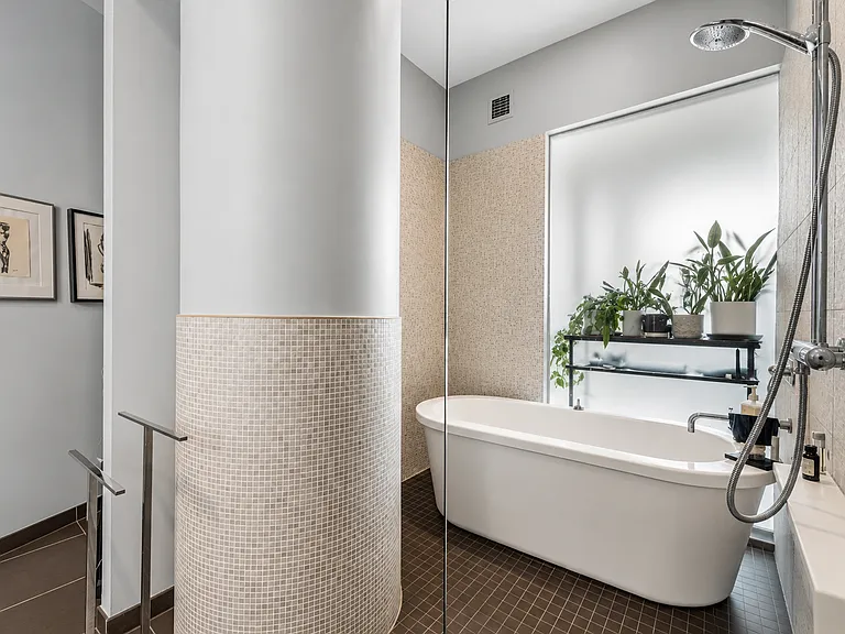 2728 Thomson Ave #238 — Photo 9
