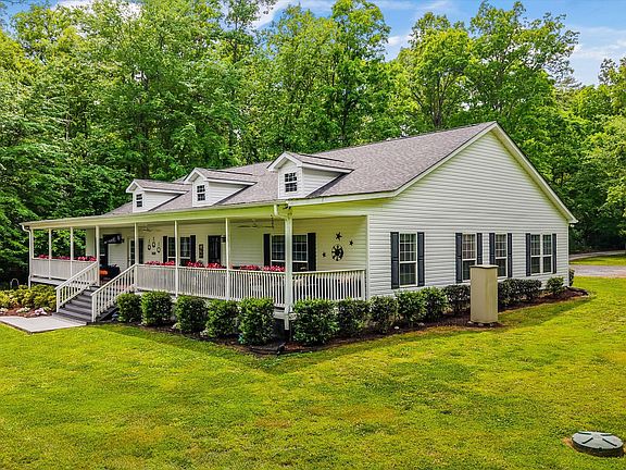 5th image of 598 Huff Bend Ln