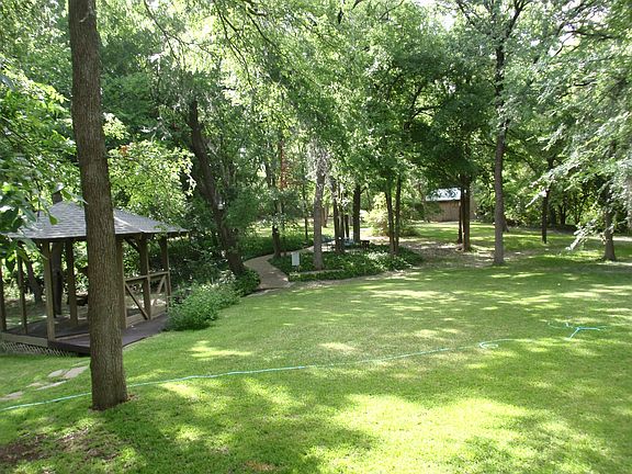 4th image of 9001 Cherry Creek Pl