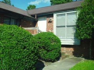 5710 Chalmers Ct, Fayetteville, NC 28311