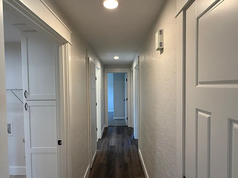 451 Hrubetz Rd SE — Photo 16
