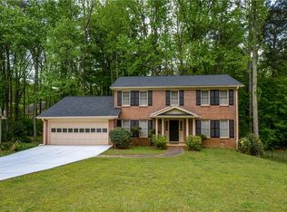 2859 Thornbriar Rd, Atlanta, GA 30340