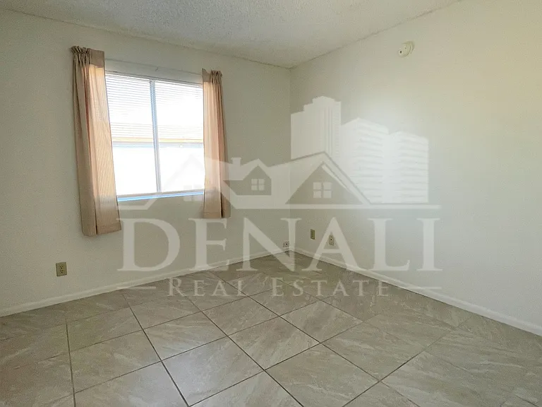 4746 W Aster Dr — Photo 19