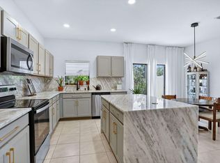 950 NW 3rd Ter #950, Pompano Beach, FL 33060