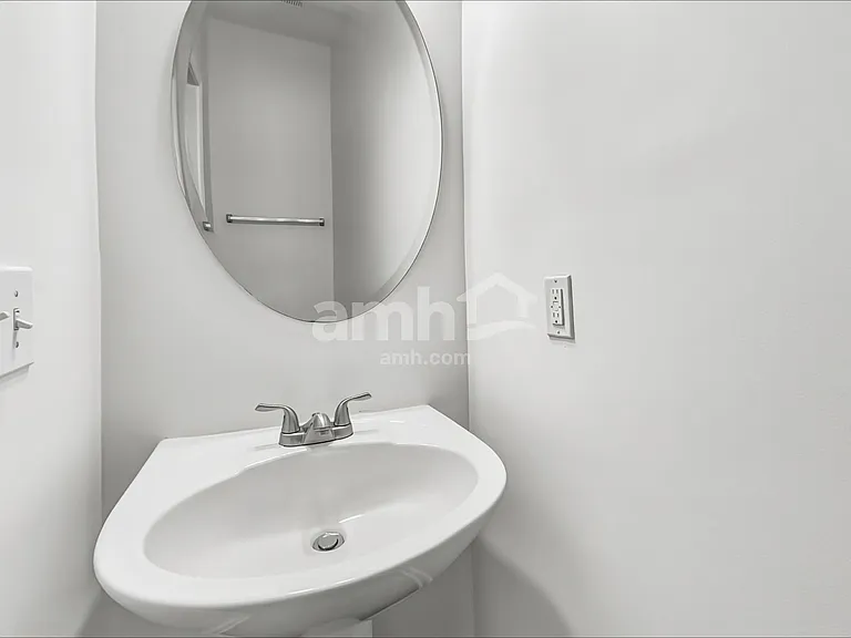 7026 Church Wood Ln — Photo 8