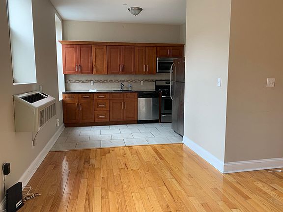Apt. #2F Kitchen (One Bedroom)