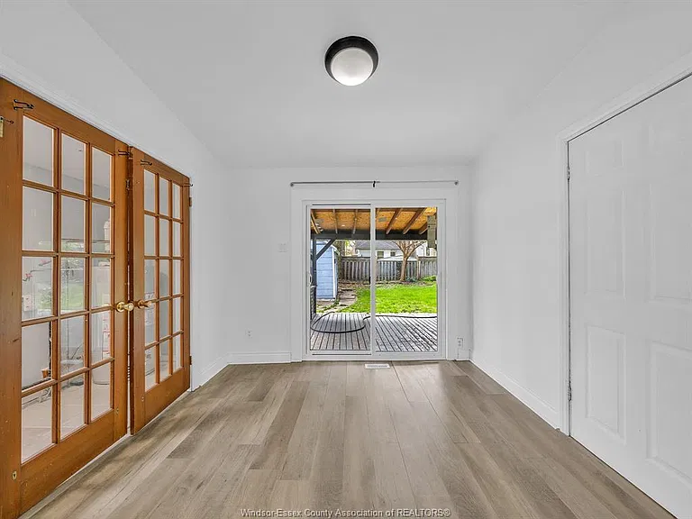1183 Felix Ave — Photo 21