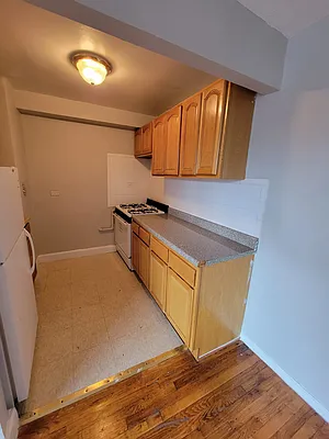 Rented by HFF Realty LLC | media 4