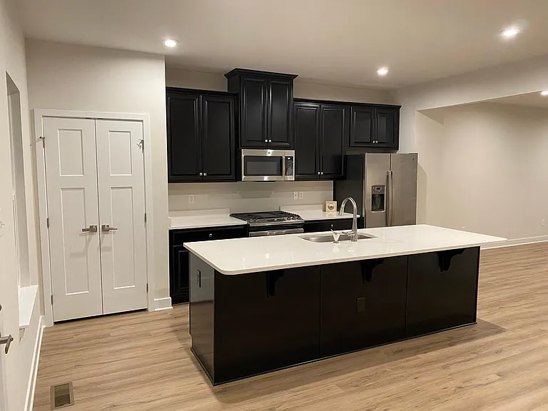 2128 Semmes Ave — Photo 28
