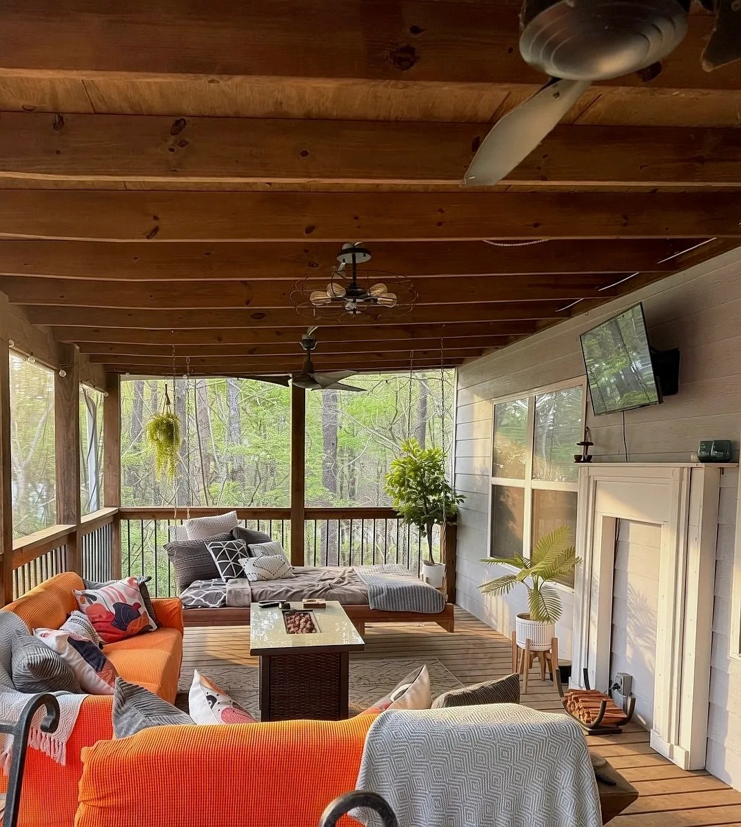 Building Photo - 241 S Chattahoochee Dr