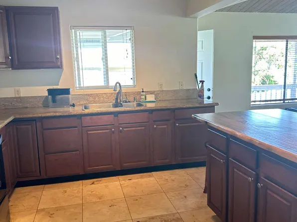 82-783 Kamakani St, Captain Cook, HI 96704