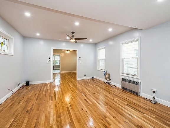 3rd image of 11539 148th St