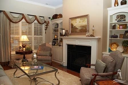5th image of 4053 Percha Place SE