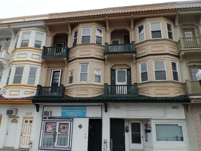 157 S New York Ave APT 3, Atlantic City, NJ, 08401