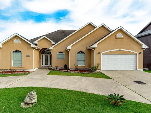 12540 N Lake Carmel Dr, New Orleans, LA 70128